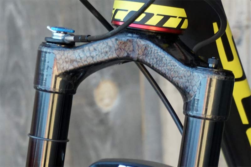 SOC15 DT Swiss offering limited release, "world's lightest" team replica suspension forks