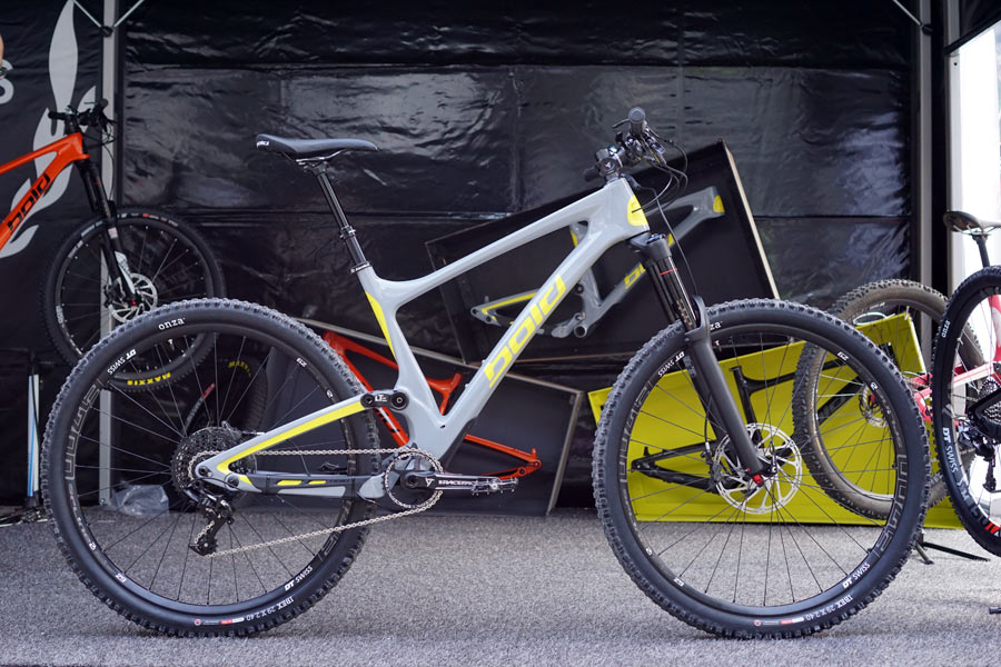 Bold Cycles Linkin Trail bumps up to 154mm travel, still hides shock inside frame Bikerumor