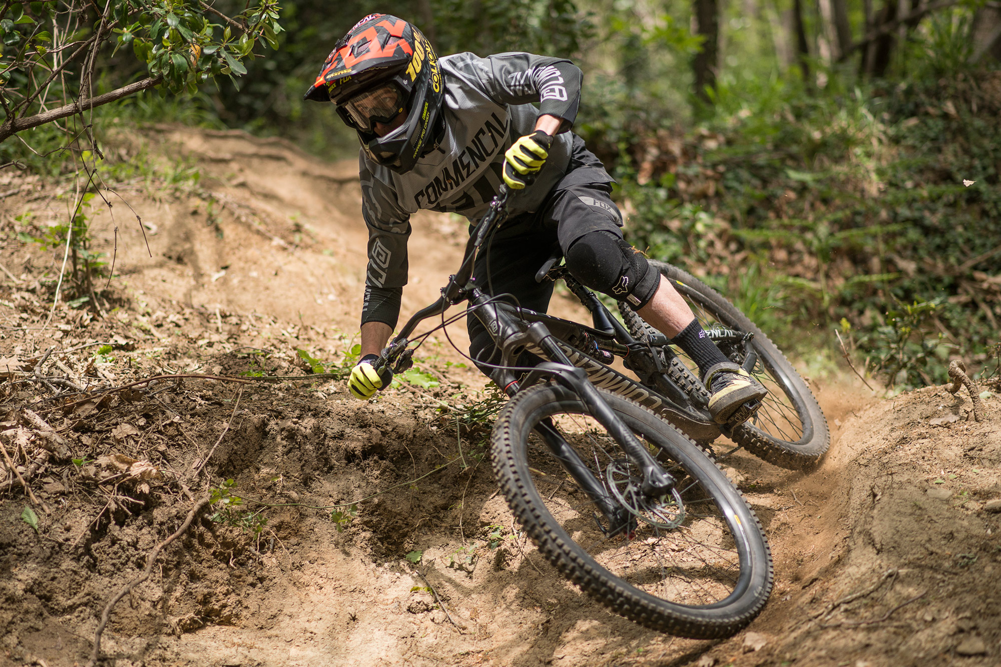 Allnew Commencal Meta AM v4.2 evolves for enduro Bikerumor