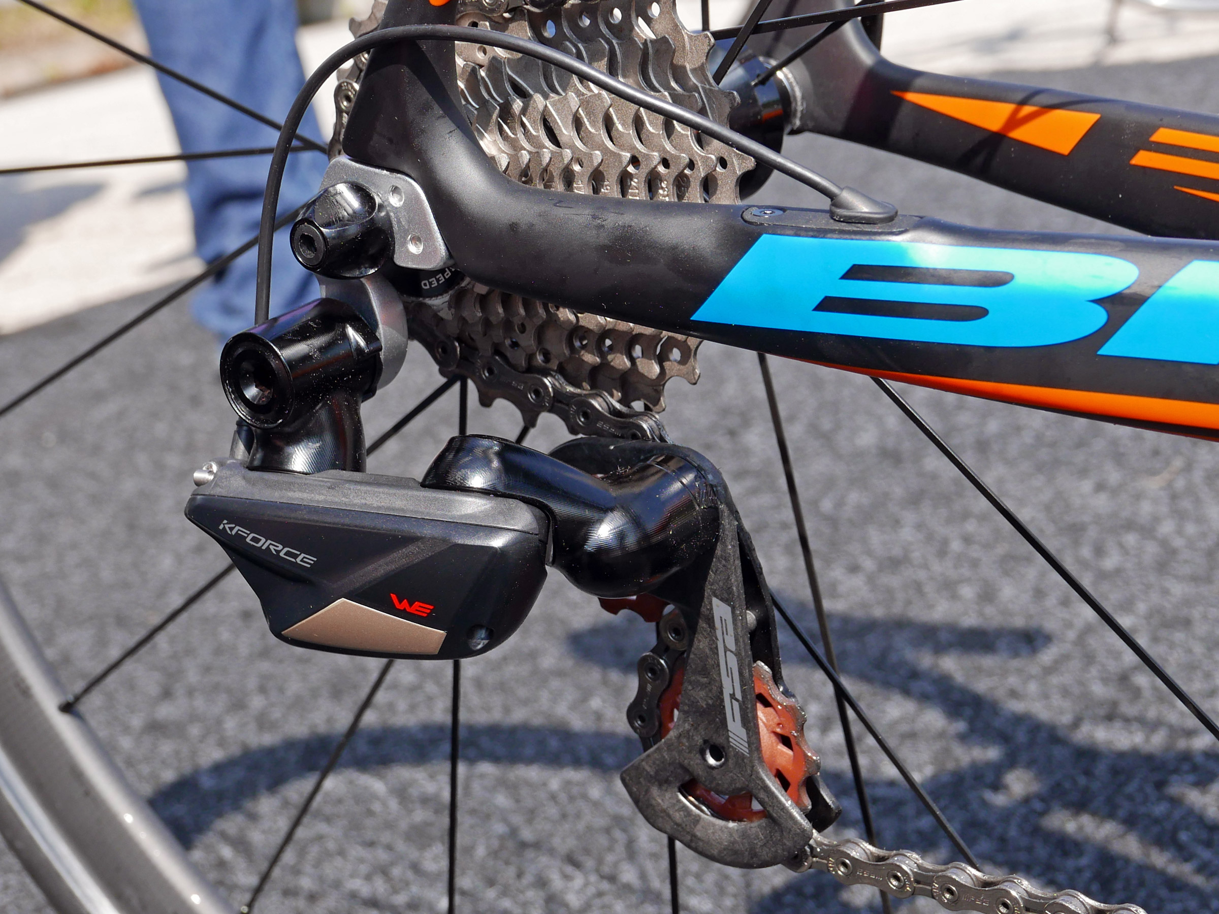 EB16: FSA officially launches K-Force WE wireless electronic road groupset - Bikerumor2400 x 1800