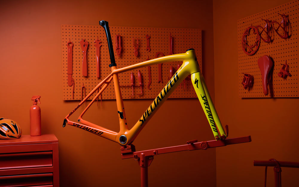 Specialized fires up colorchanging, heatsensitive paint for Olympians