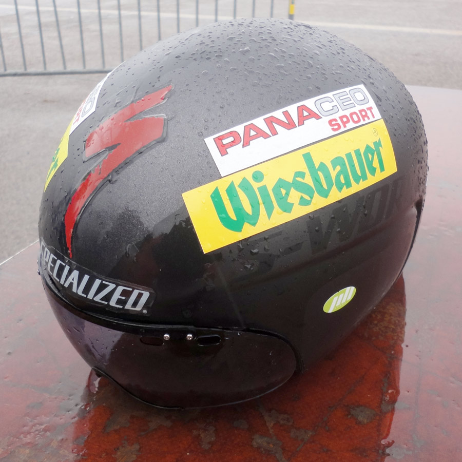 bfs15_christoph strasser_24hr world record_896km_specialized_s works specialized s works tt helmet