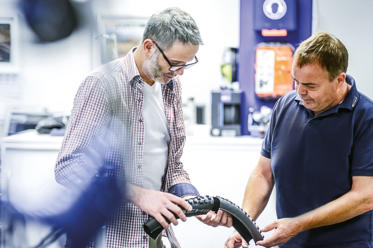 Schwalbe stripes color into 4 advanced Addix rubber compounds across entire MTB tire lineup Schwalbe stripes color into 4 advanced Addix rubber compounds across entire MTB tire lineup