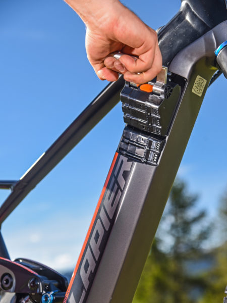 Lapierre Overvolt AM i Shimano eMTB aluminum all-mountain ebike mountain bikes AM727i Snake Power battery port downtube