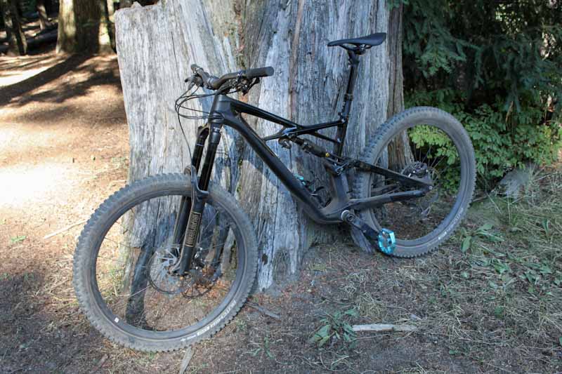 first impressions riding the 2018 specialized enduro mountain bike works enduro rider