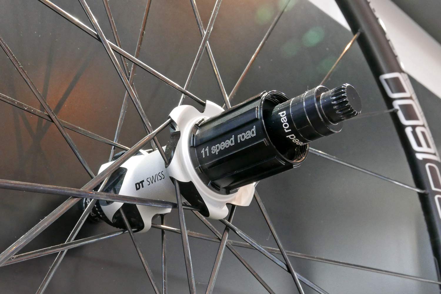 DT Swiss CR 1600 Spline cross road road revolution 2018 aluminum cyclocross gravel wheels star ratchet hub