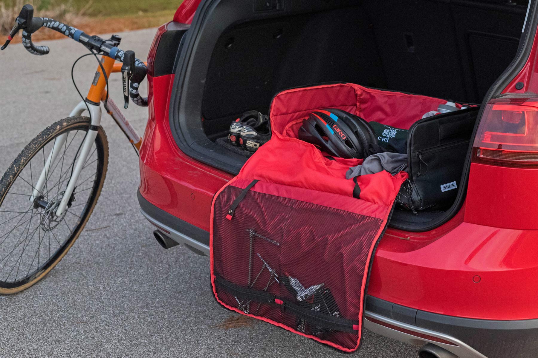 Silca Maratona Gear Bag Packs Up Everything You Need For The Races Silca Maratona Gear Bag