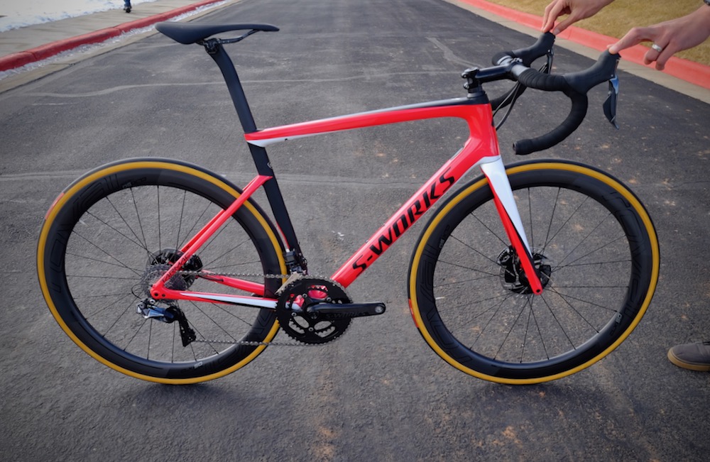 specialized launches long awaited s works tarmac disc bikerumor s works tarmac disc 2018