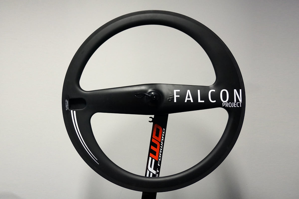 FFWD-Falcon-Project-two-spoke-aero-bike-wheel-concept01.jpg